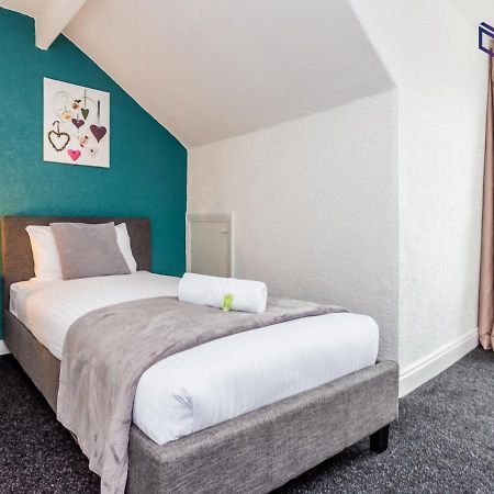 דירות סנדרלנד ◑Splendid 3 Bed House ◑ Yard ◑ Nr Barnes Park ◑ מראה חיצוני תמונה