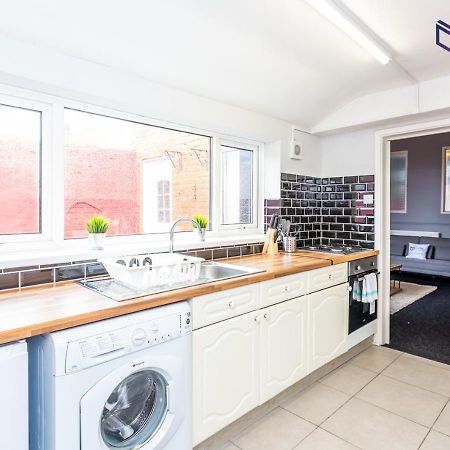 דירות סנדרלנד ◑Splendid 3 Bed House ◑ Yard ◑ Nr Barnes Park ◑ מראה חיצוני תמונה